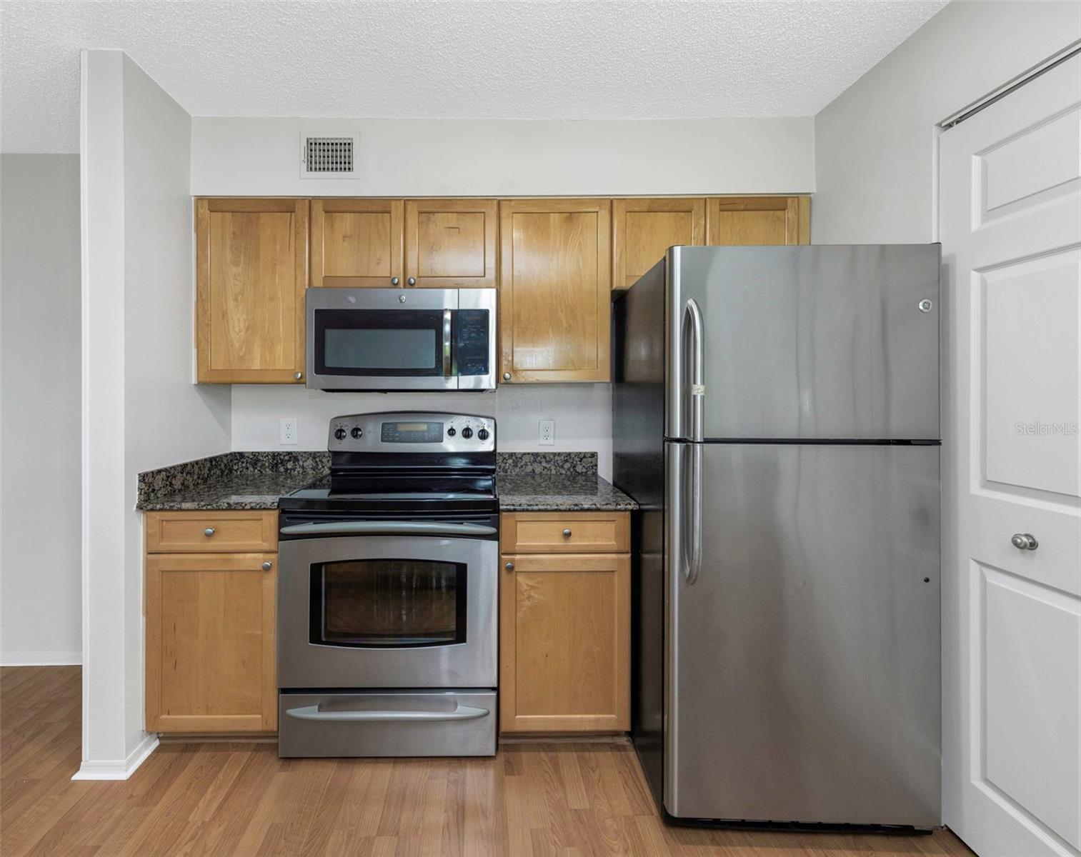 2400 FEATHER SOUND DR #412, CLEARWATER, FL — photo 15