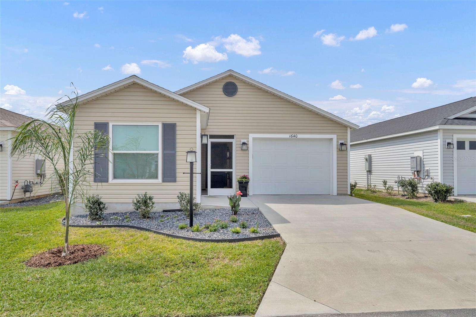 1640 OLIVIA TER, THE VILLAGES, FL