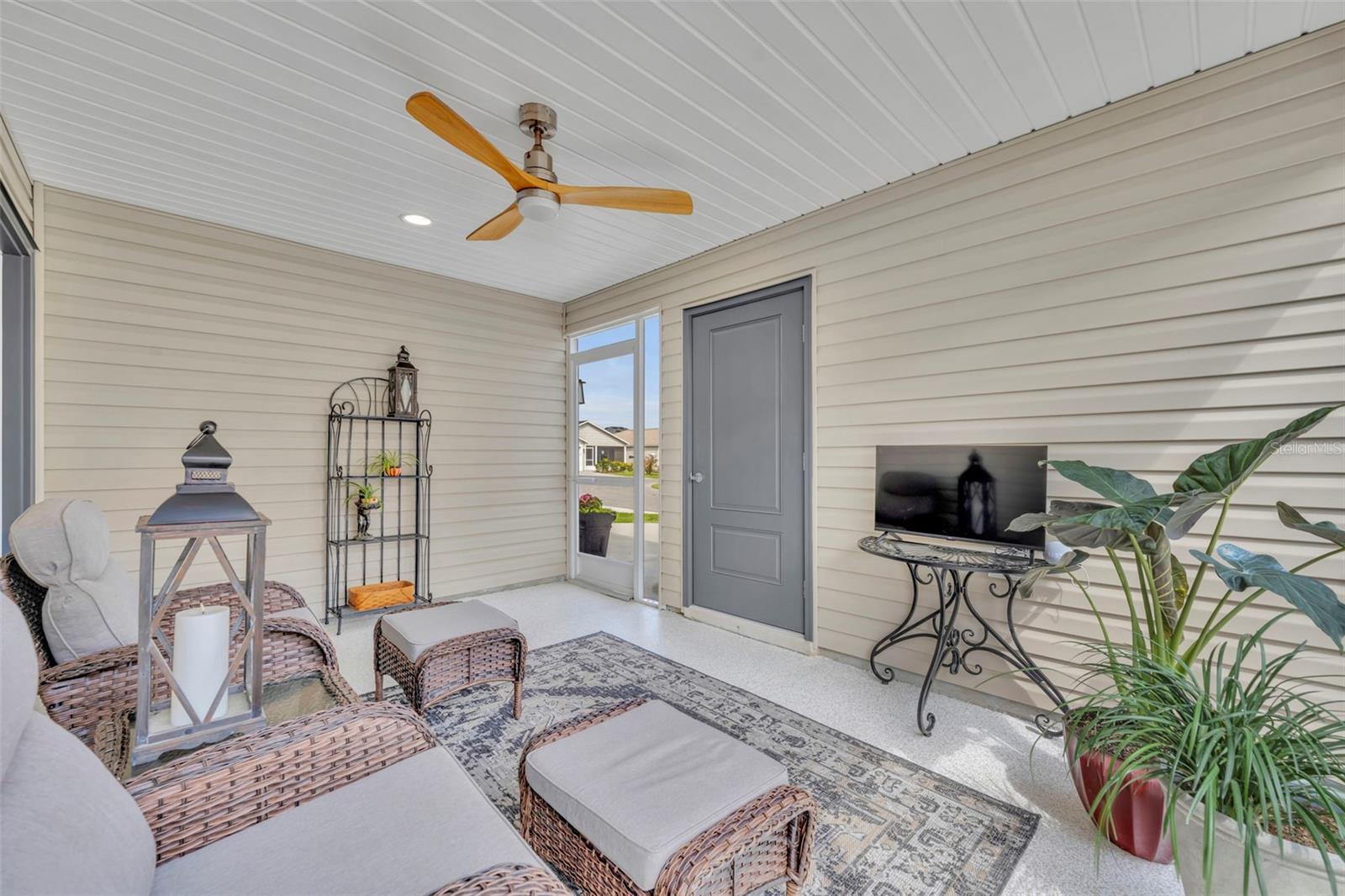 1640 OLIVIA TER, THE VILLAGES, FL — photo 7