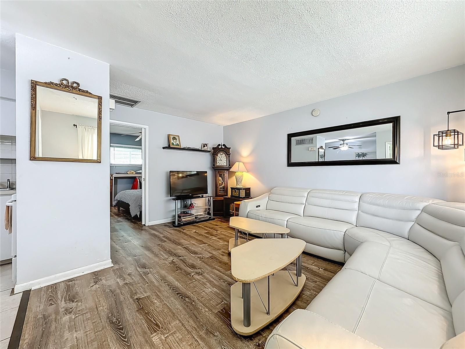 250 ROSERY RD NW #228, LARGO, FL — photo 4