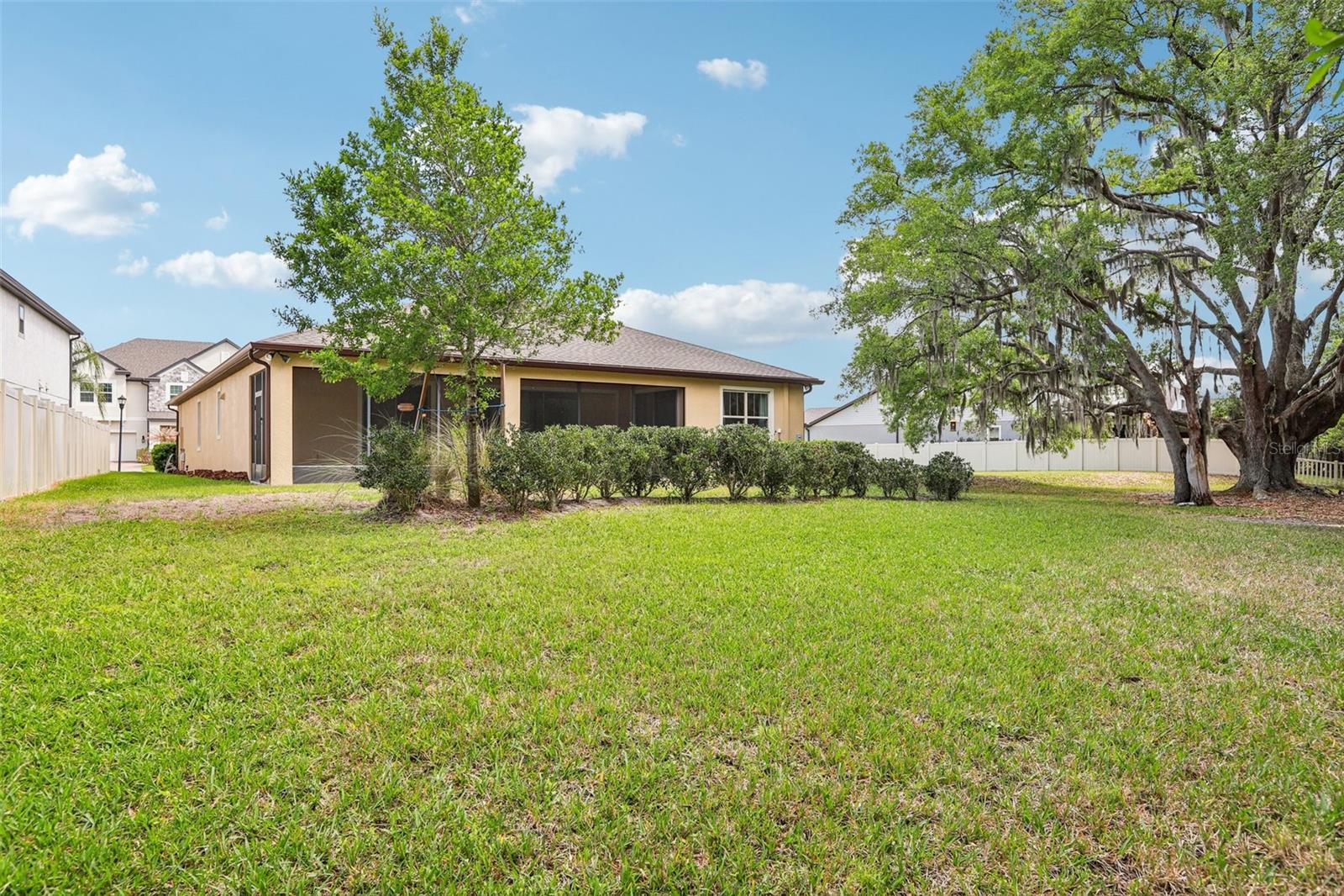 19246 BRIARBROOK DR, TAMPA, FL — photo 31