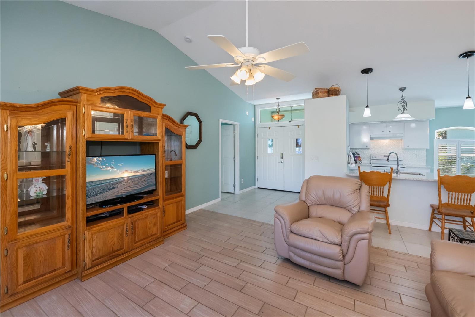 409 BOUNDARY BLVD, ROTONDA WEST, FL — photo 4