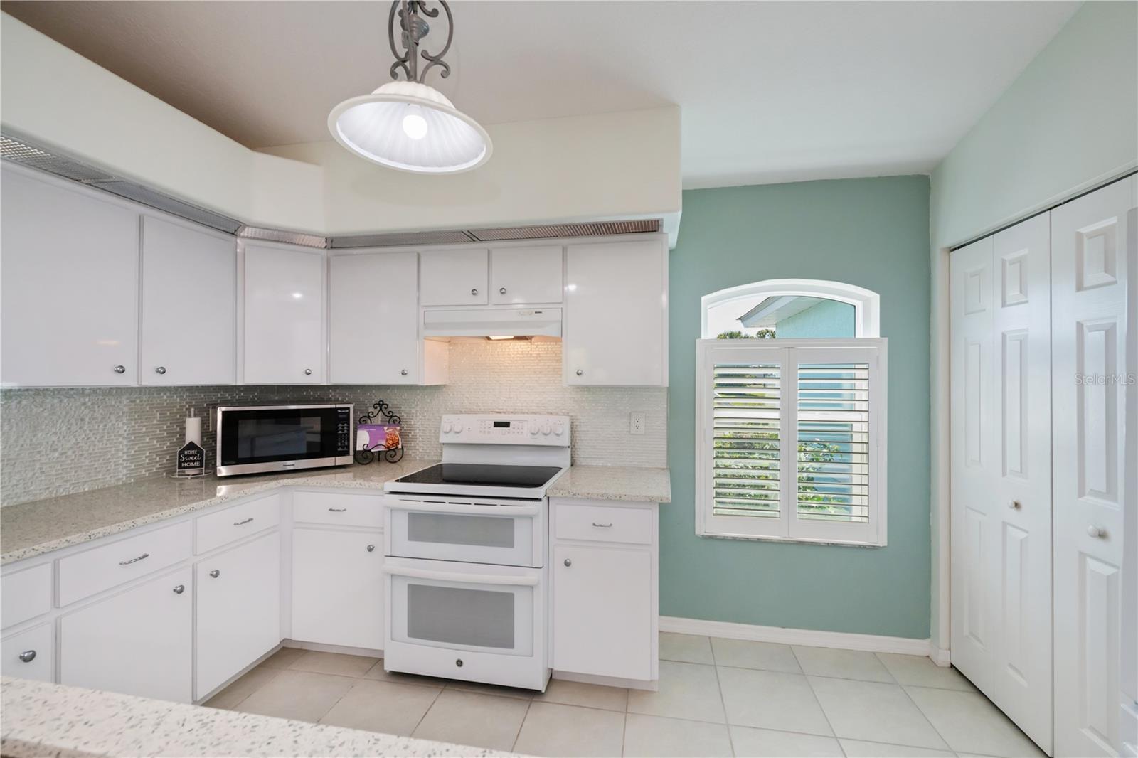 409 BOUNDARY BLVD, ROTONDA WEST, FL — photo 5