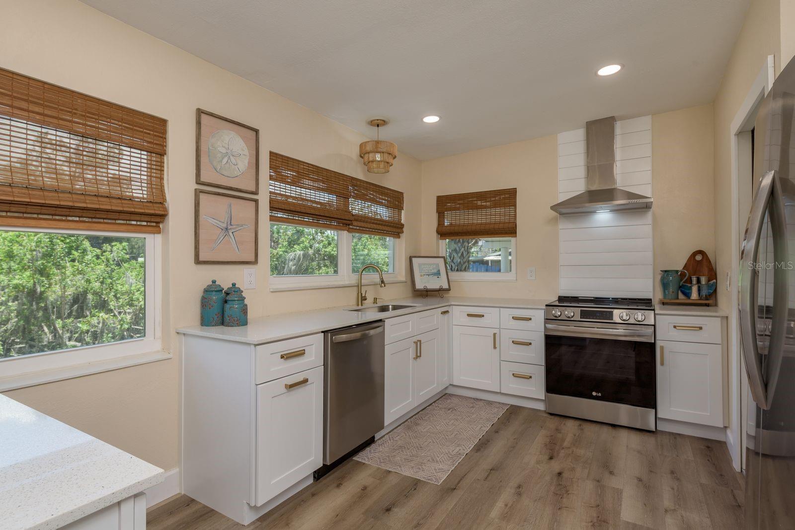 5270 MILLER BAYOU DR, PORT RICHEY, FL — photo 11