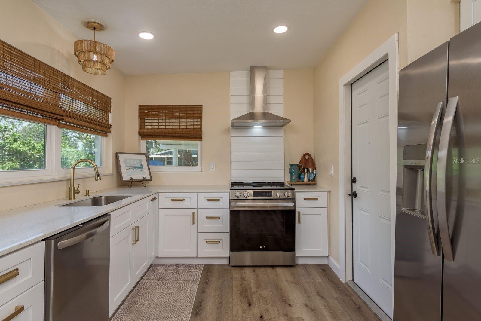 5270 MILLER BAYOU DR, PORT RICHEY, FL — photo 12