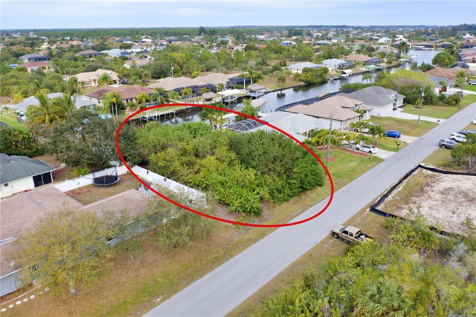 9180 SPRING CIR, PORT CHARLOTTE, FL — photo 6