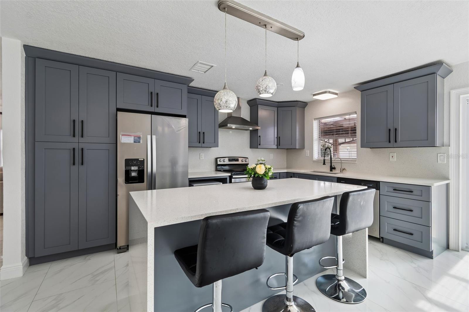 5803 TAMPA SHORES BLVD, TAMPA, FL — photo 8