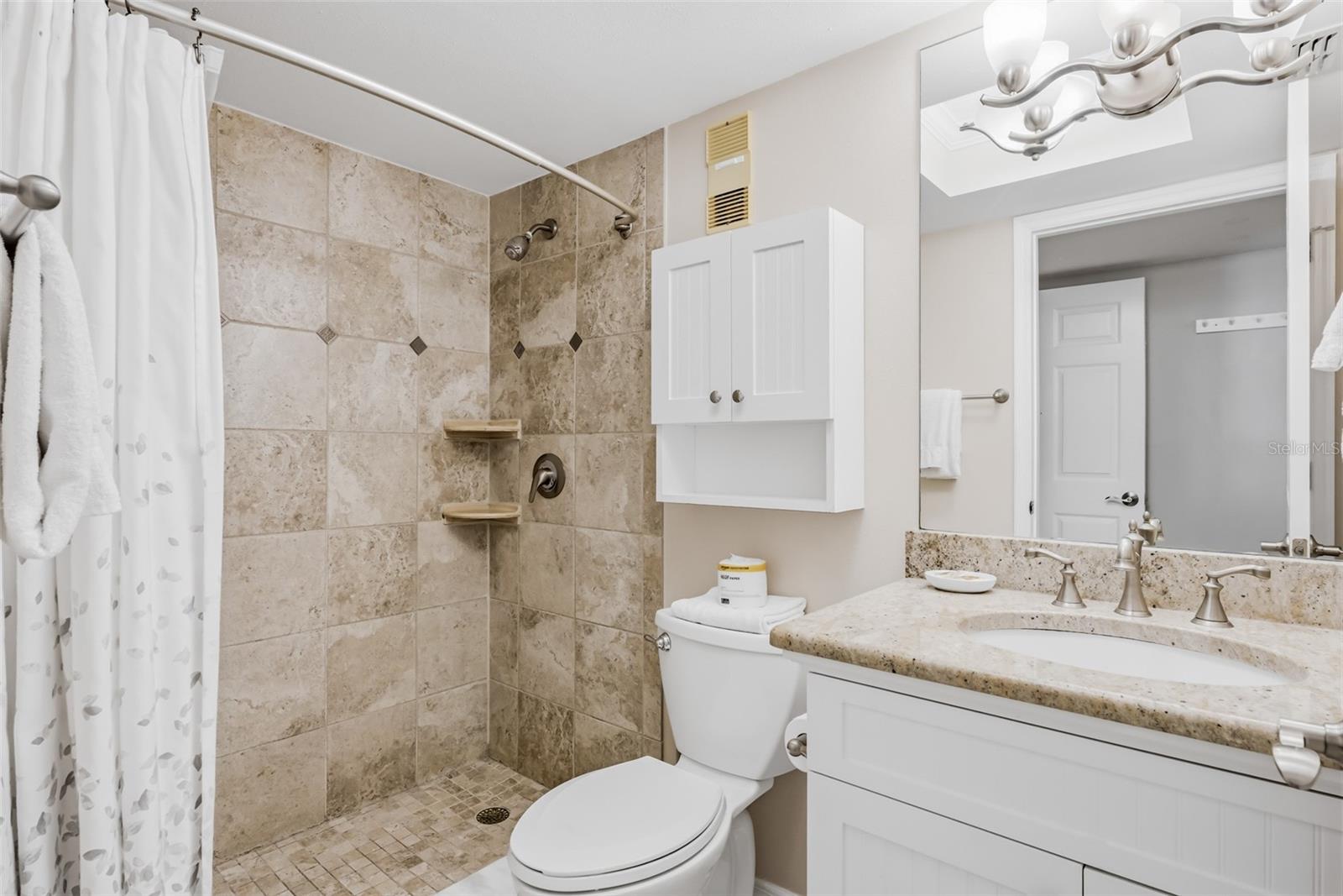 18500 GULF BLVD #404, INDIAN SHORES, FL — photo 29