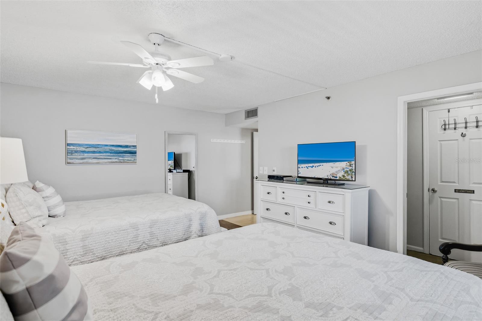 18500 GULF BLVD #404, INDIAN SHORES, FL — photo 34