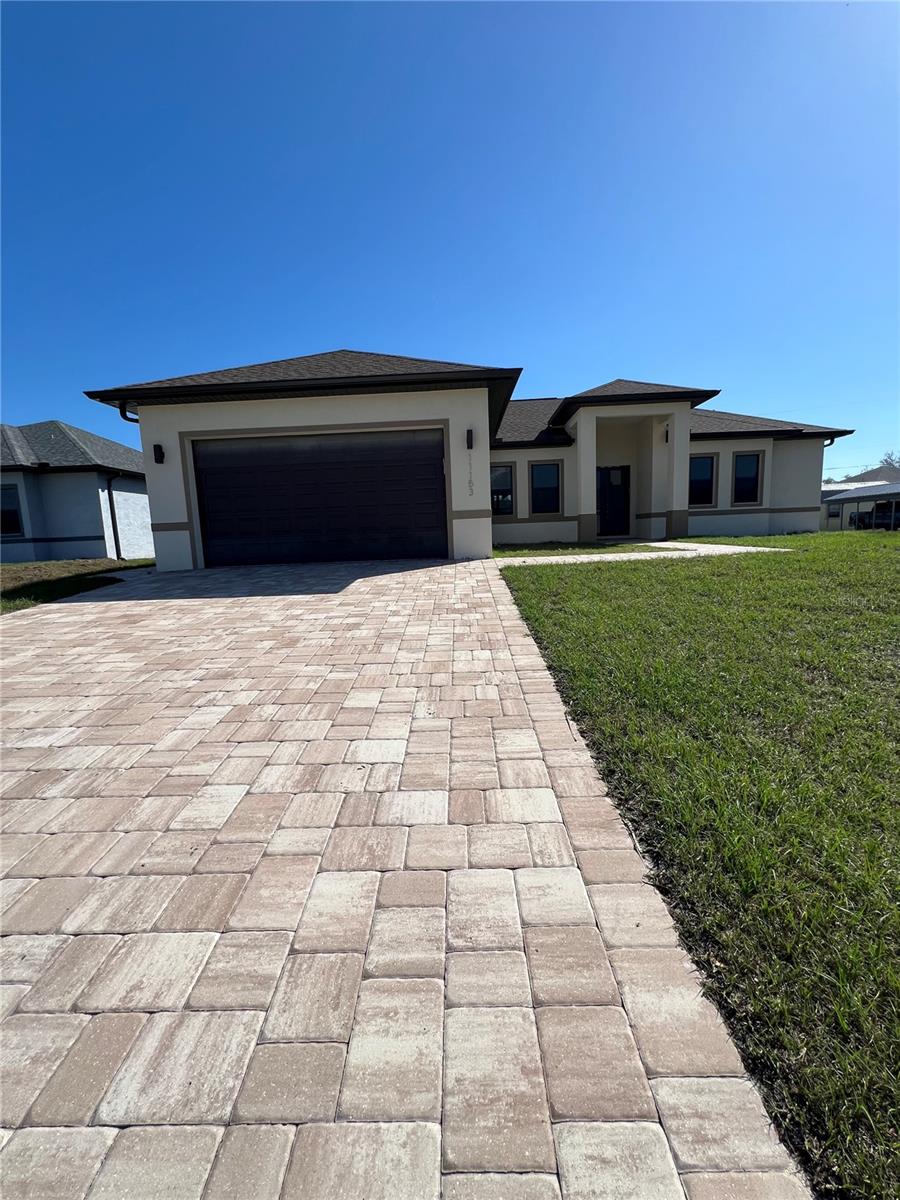 11153 CARNEGIE AVE, ENGLEWOOD, FL — photo 40