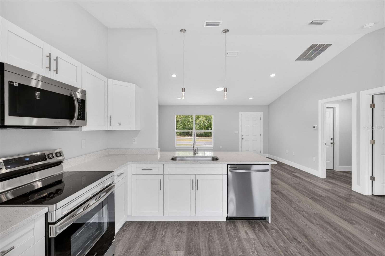 24015 NW AMBERJACK AVE, DUNNELLON, FL — photo 10