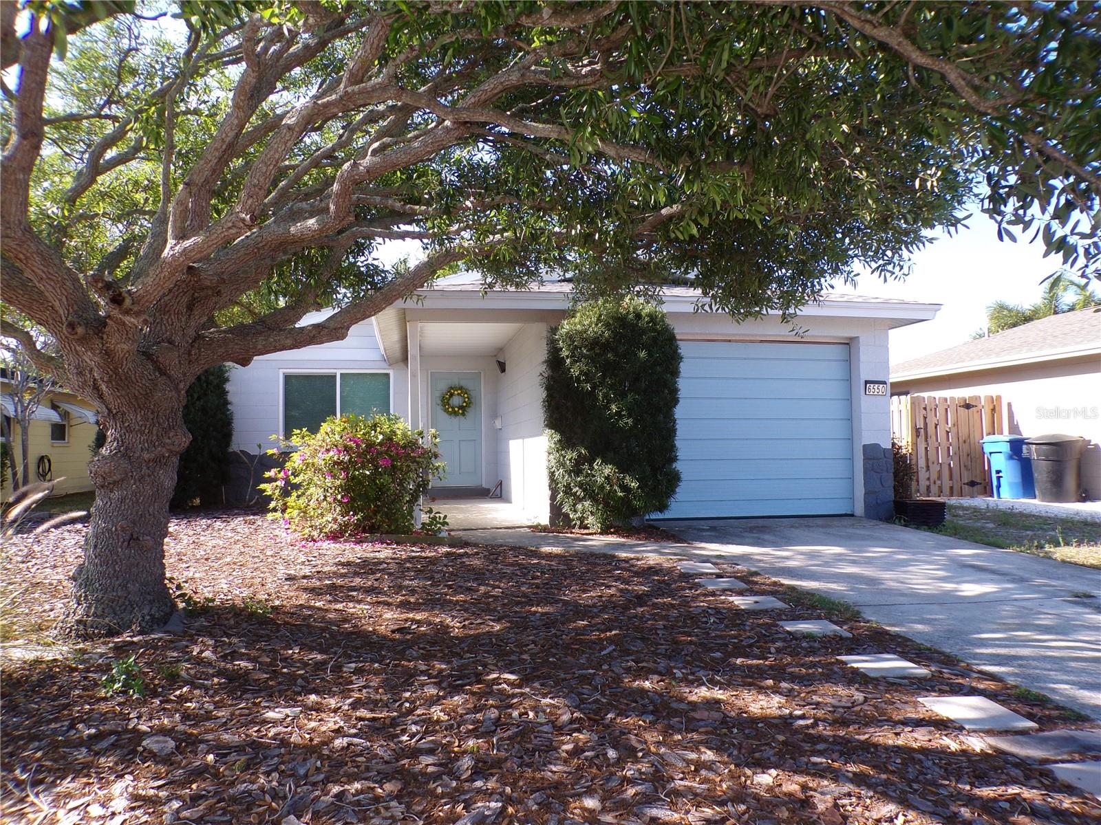 6550 3RD AVE S, ST PETERSBURG, FL — photo 2