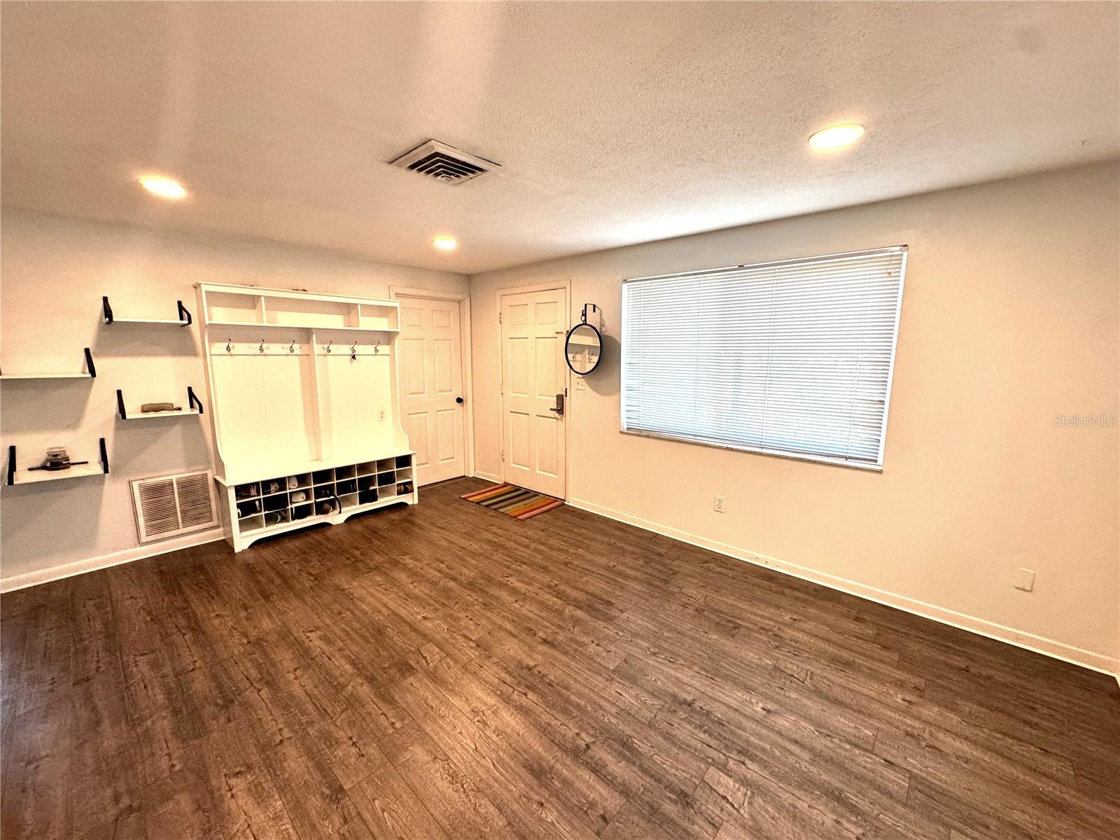 6550 3RD AVE S, ST PETERSBURG, FL — photo 5