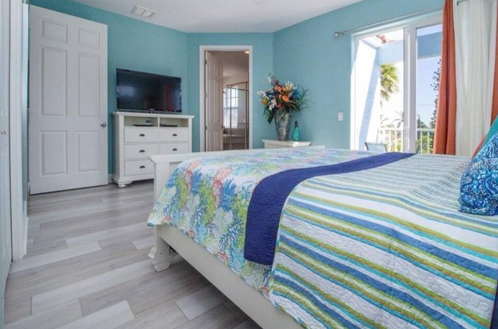 2319 AVENUE C #200, BRADENTON BEACH, FL — photo 10