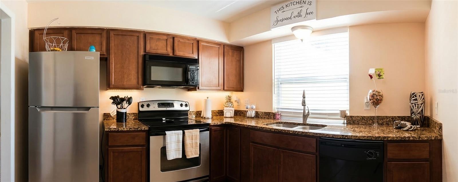 7327 ABONADO RD #7327, TAMPA, FL — photo 4