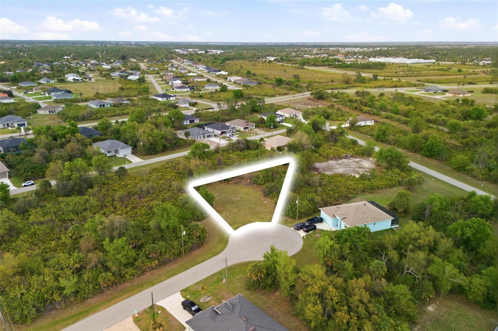 118 DELWAY WAY, ROTONDA WEST, FL — photo 2