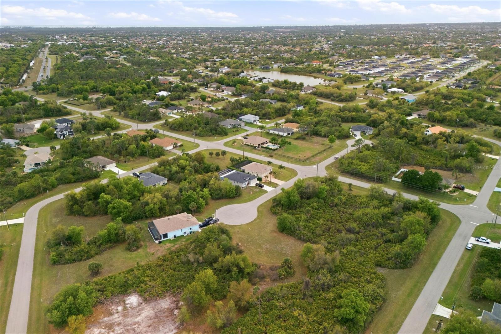 118 DELWAY WAY, ROTONDA WEST, FL — photo 11