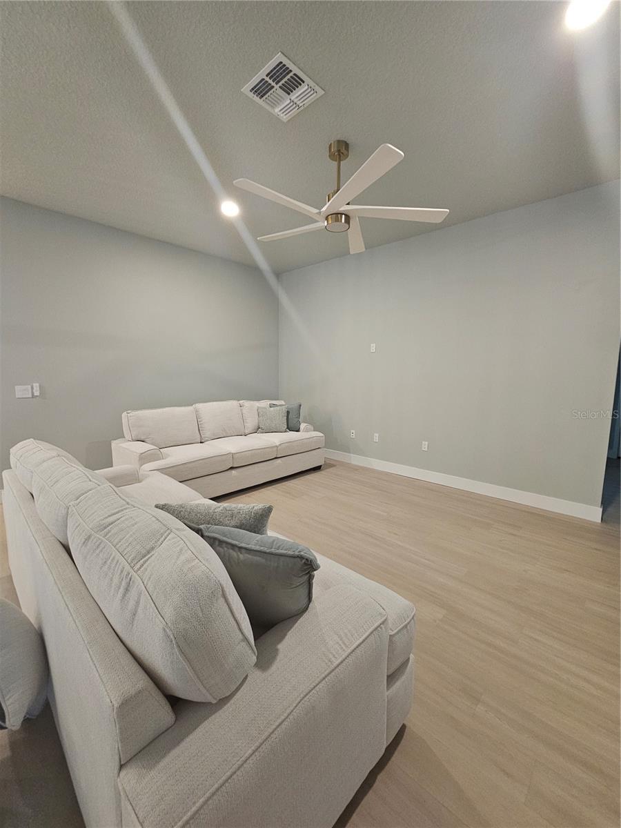 2410 LAKE TINY RD, DELTONA, FL — photo 12