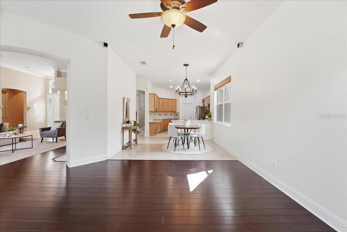 10926 WOODCHASE CIR, ORLANDO, FL — photo 28
