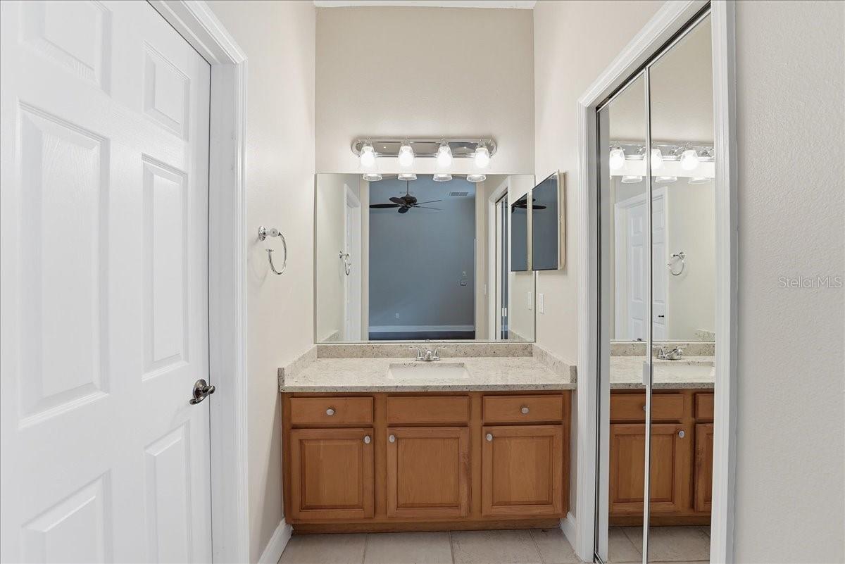 10926 WOODCHASE CIR, ORLANDO, FL — photo 42