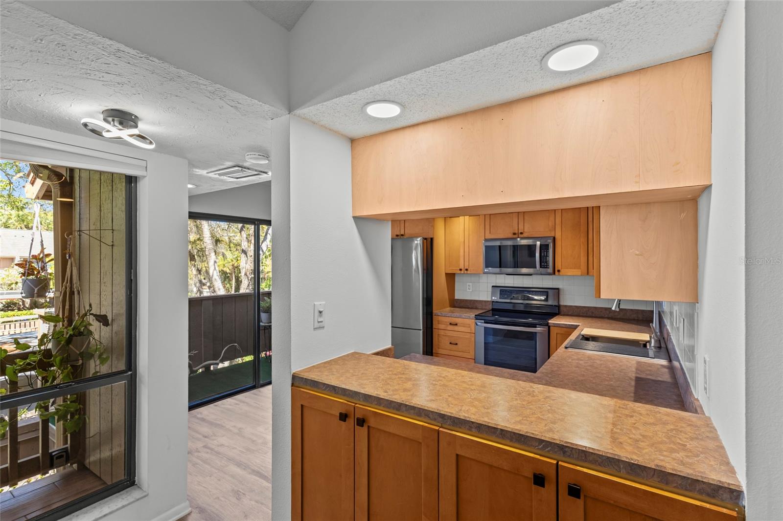 1636 BROOKHOUSE DR #230, SARASOTA, FL — photo 9