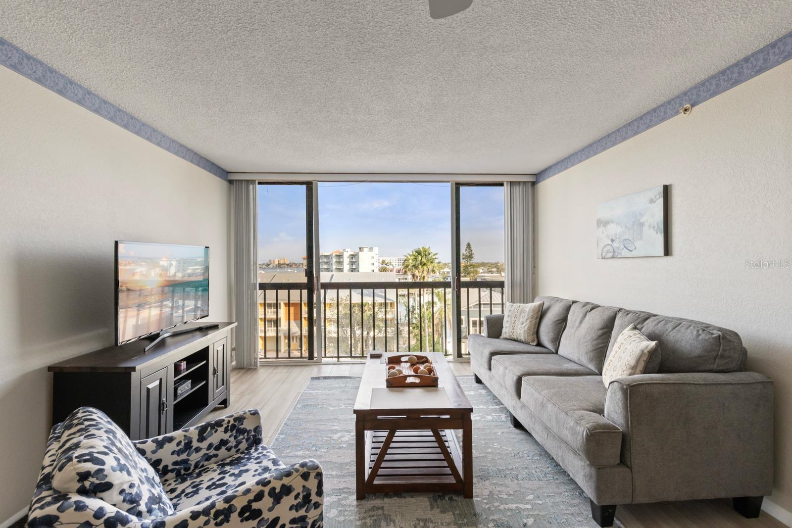 255 DOLPHIN PT #513, CLEARWATER BEACH, FL — photo 5