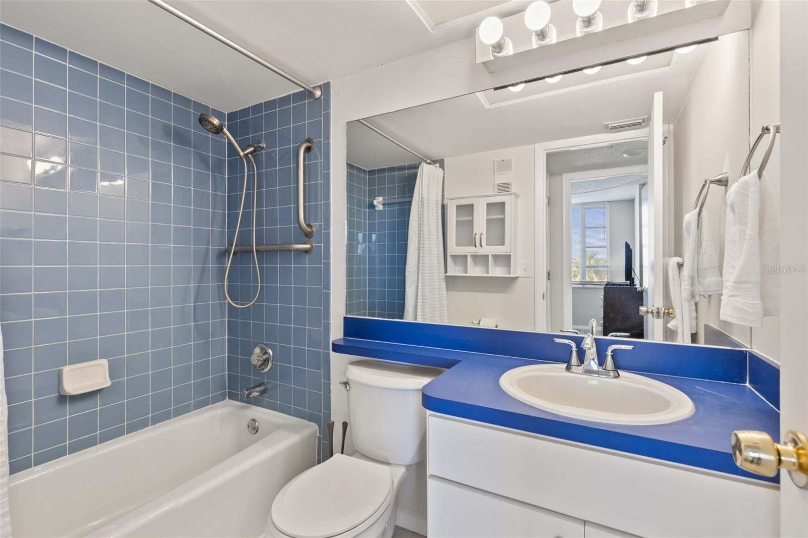 255 DOLPHIN PT #513, CLEARWATER BEACH, FL — photo 15