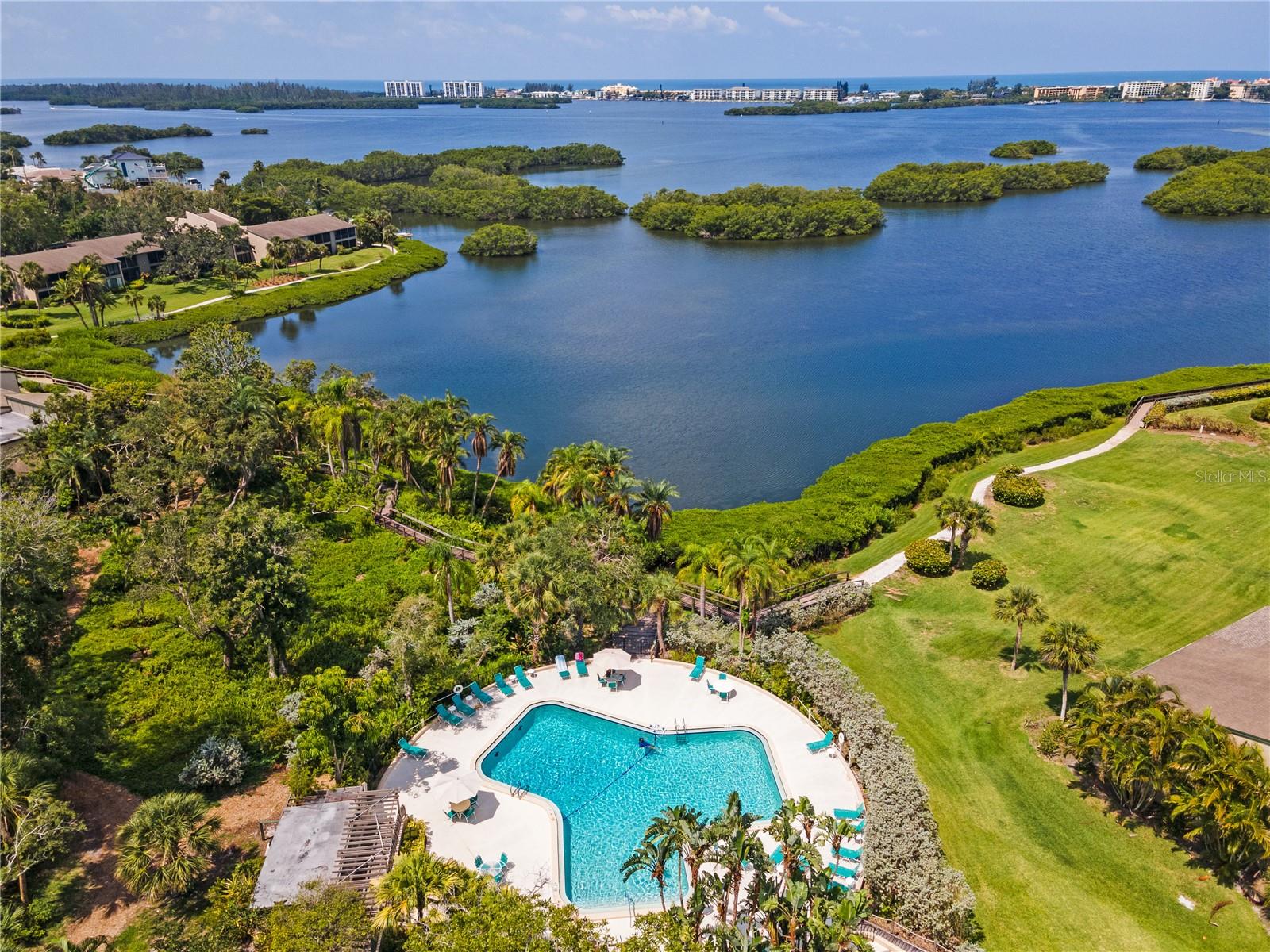 1520 PELICAN POINT DR #155, SARASOTA, FL — photo 30