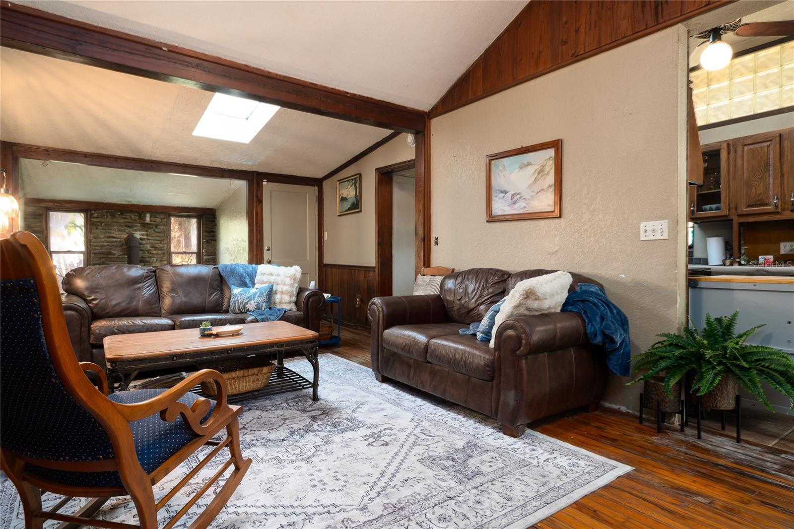 5560 PARK AVE, DE LEON SPRINGS, FL — photo 4
