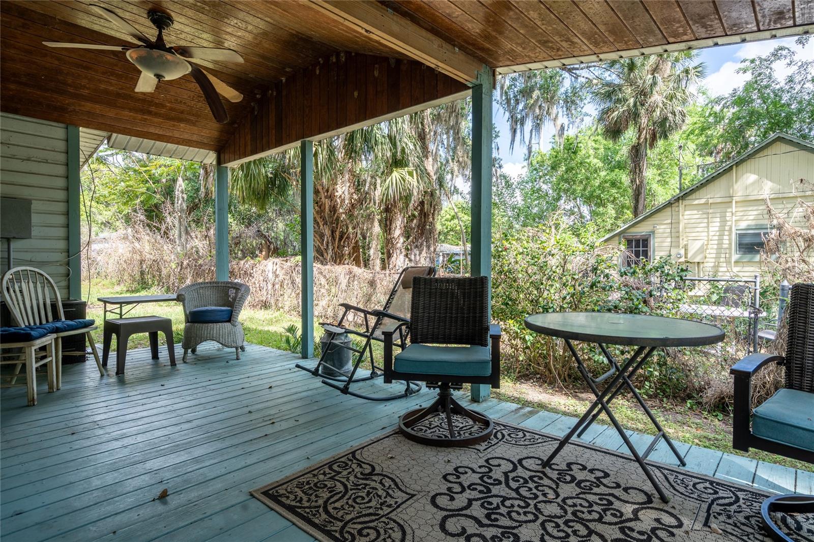 5560 PARK AVE, DE LEON SPRINGS, FL — photo 14