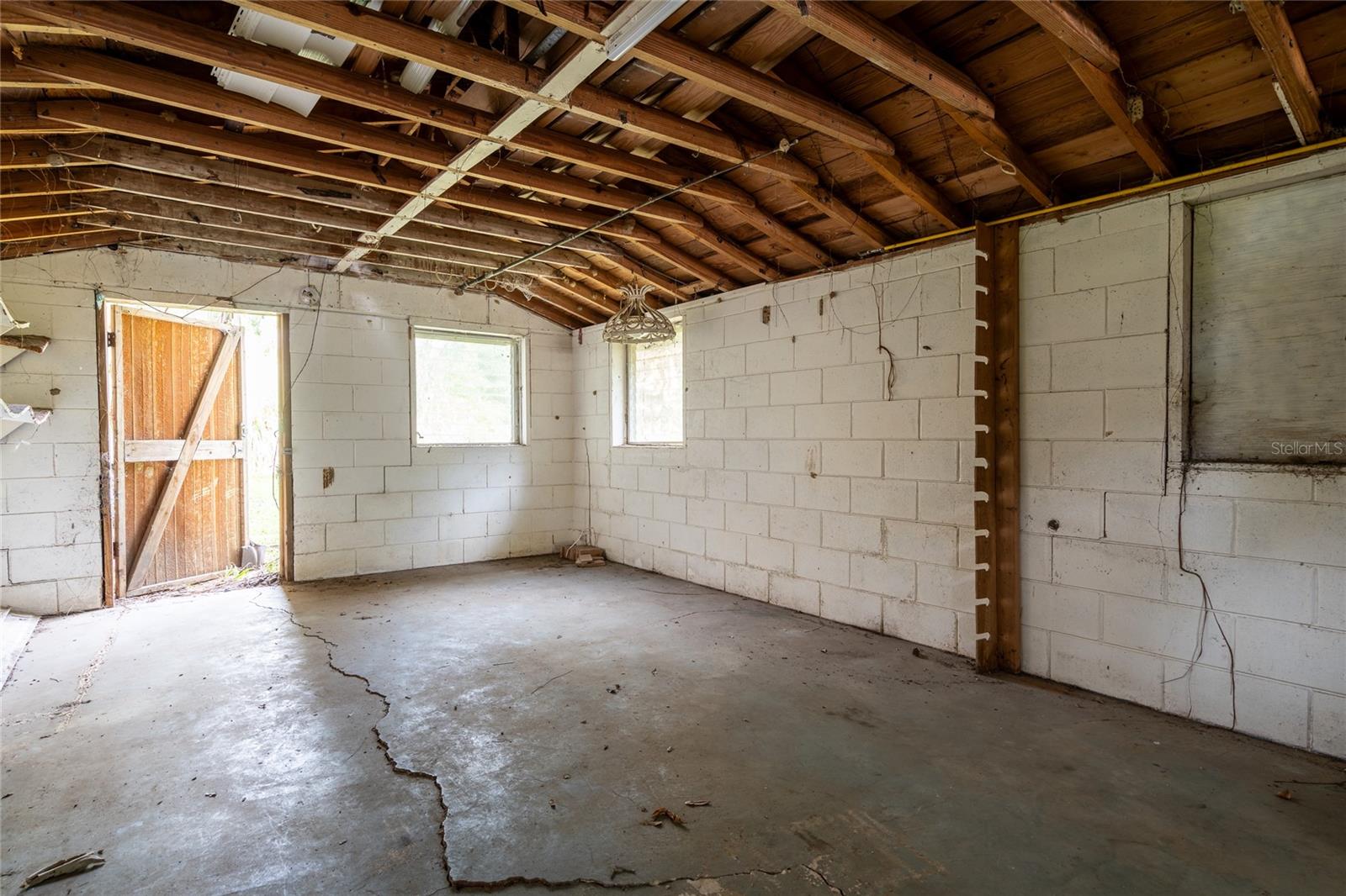 5560 PARK AVE, DE LEON SPRINGS, FL — photo 17