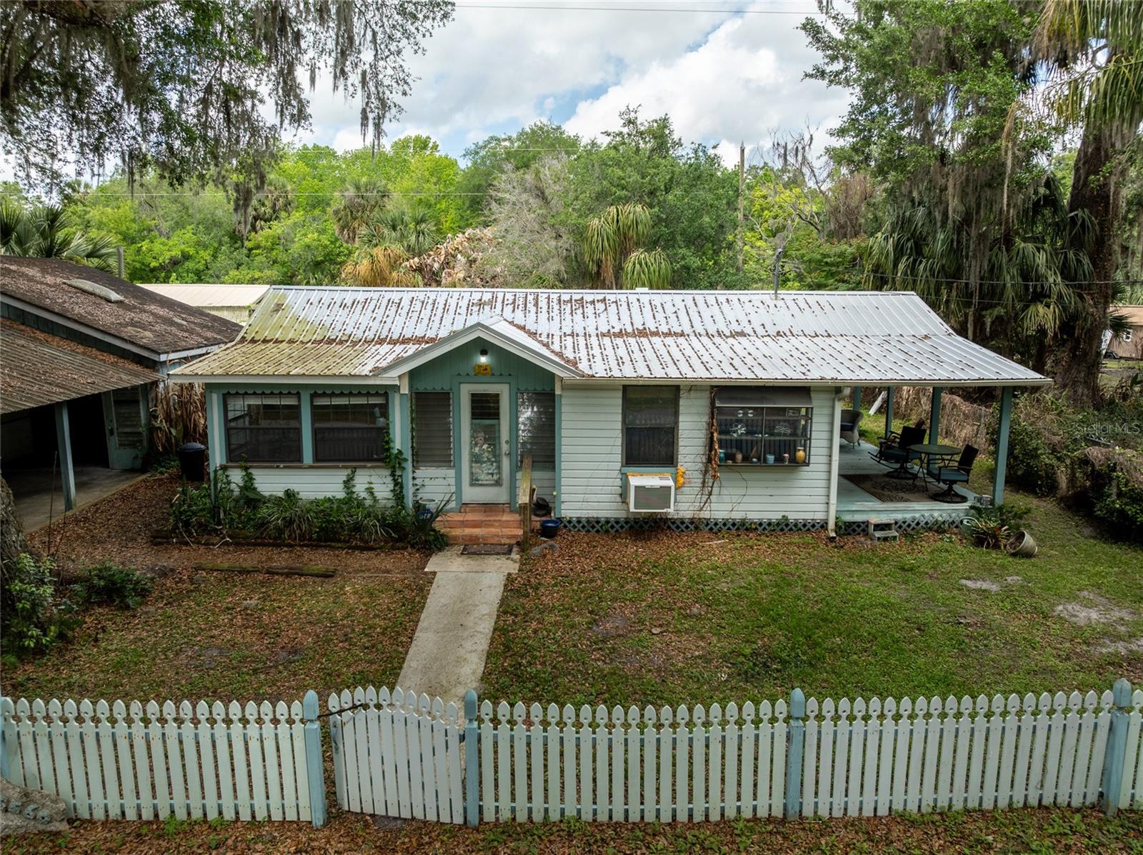 5560 PARK AVE, DE LEON SPRINGS, FL — photo 20