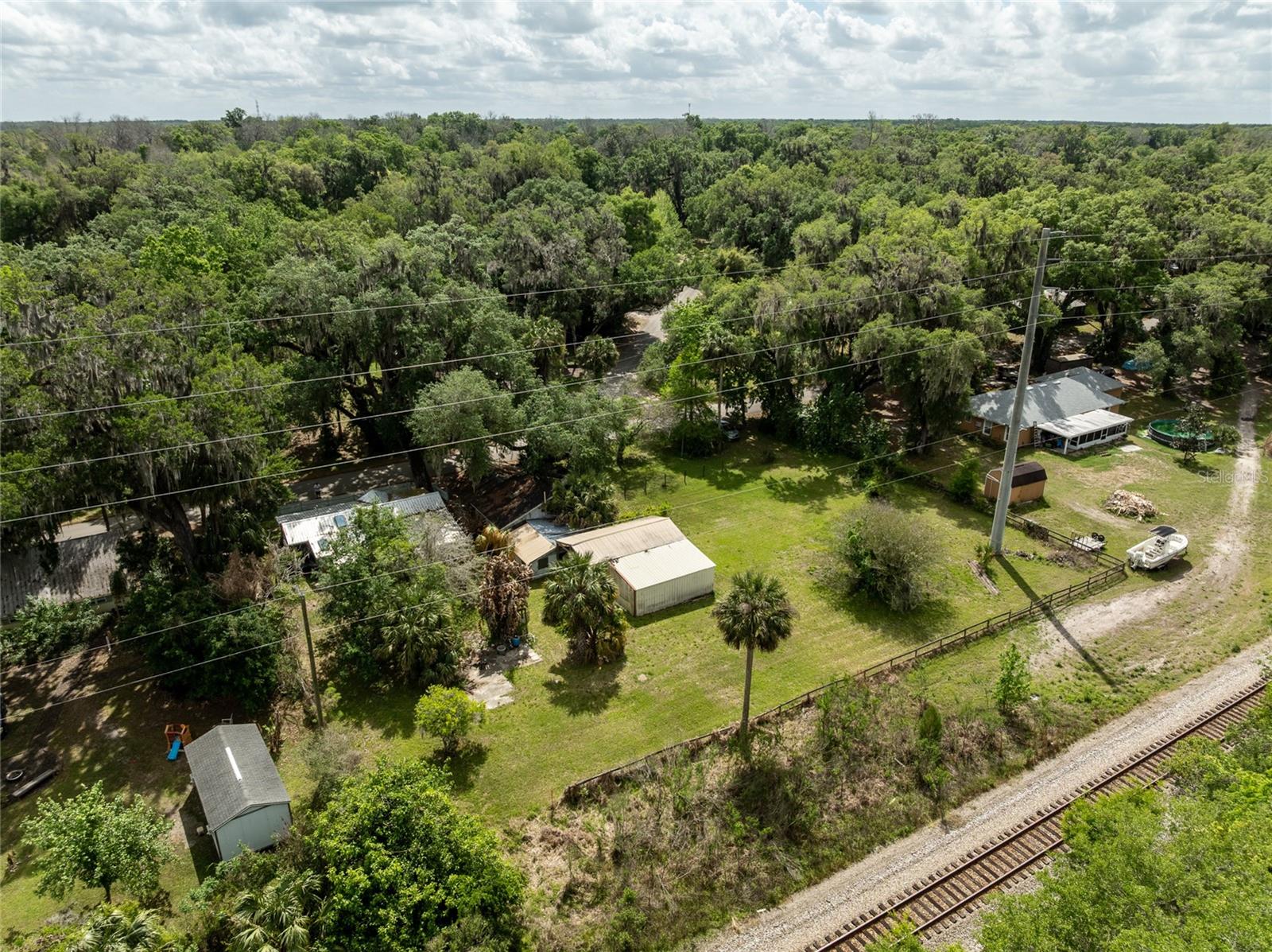 5560 PARK AVE, DE LEON SPRINGS, FL — photo 21