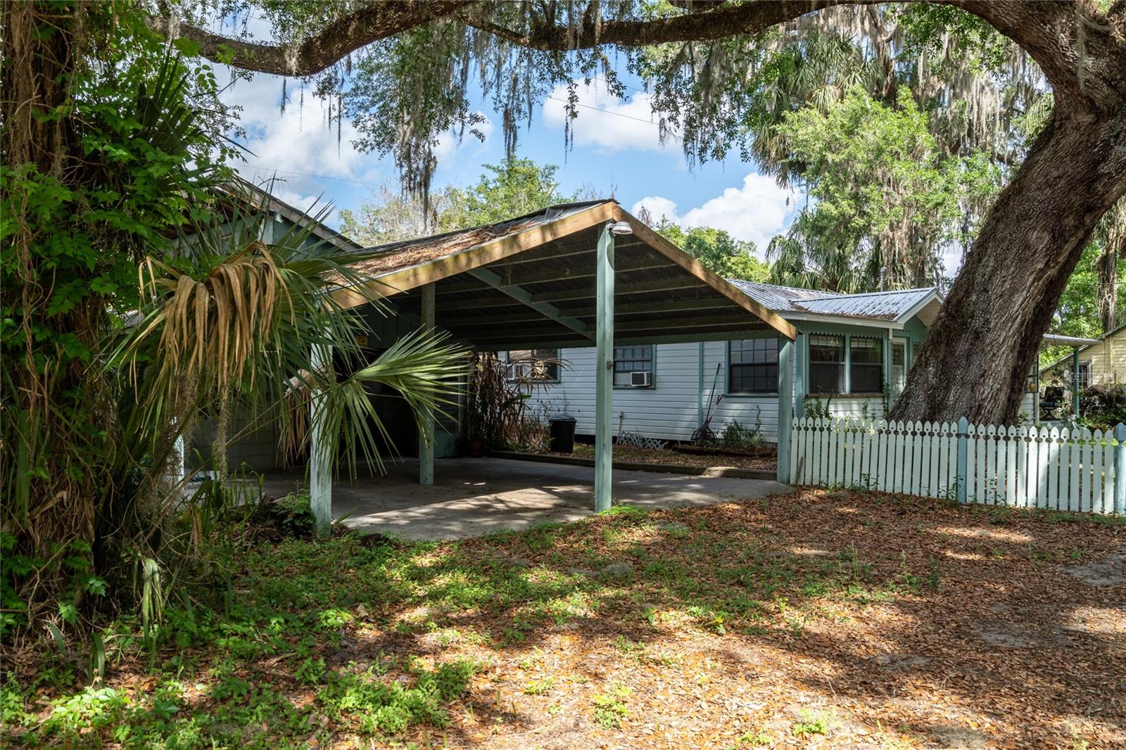 5560 PARK AVE, DE LEON SPRINGS, FL — photo 24
