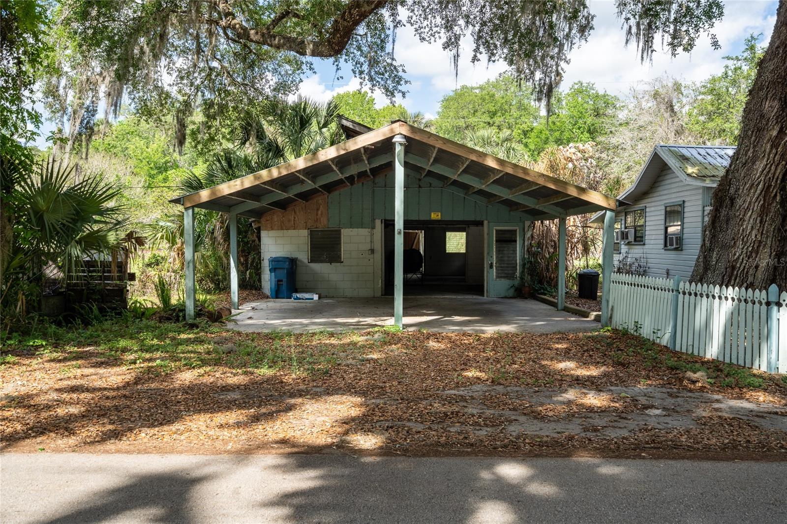 5560 PARK AVE, DE LEON SPRINGS, FL — photo 25