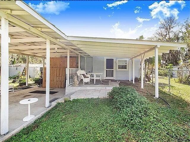 2360 LAKEVIEW DR, HAINES CITY, FL