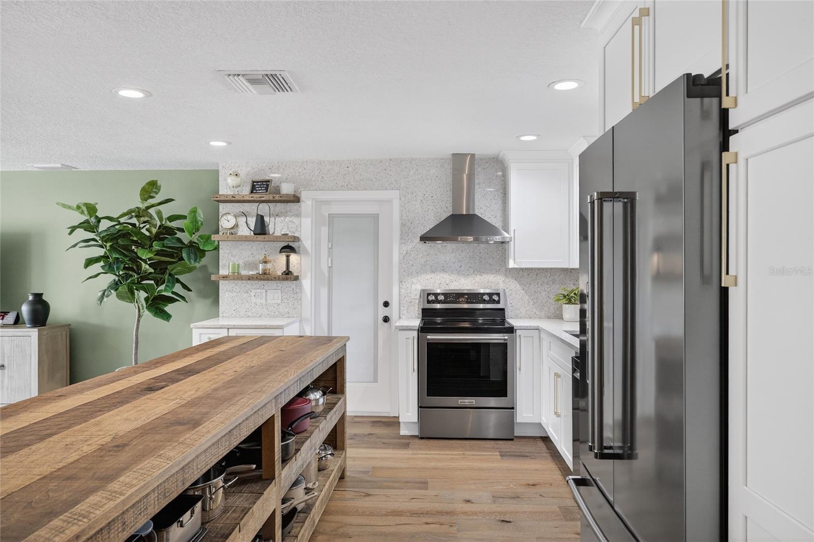 2171 LAGOON DR, DUNEDIN, FL — photo 11