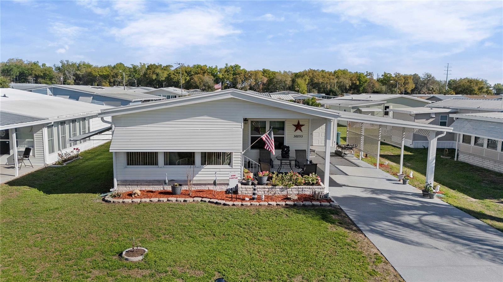 36853 JODI AVE, ZEPHYRHILLS, FL — photo 2