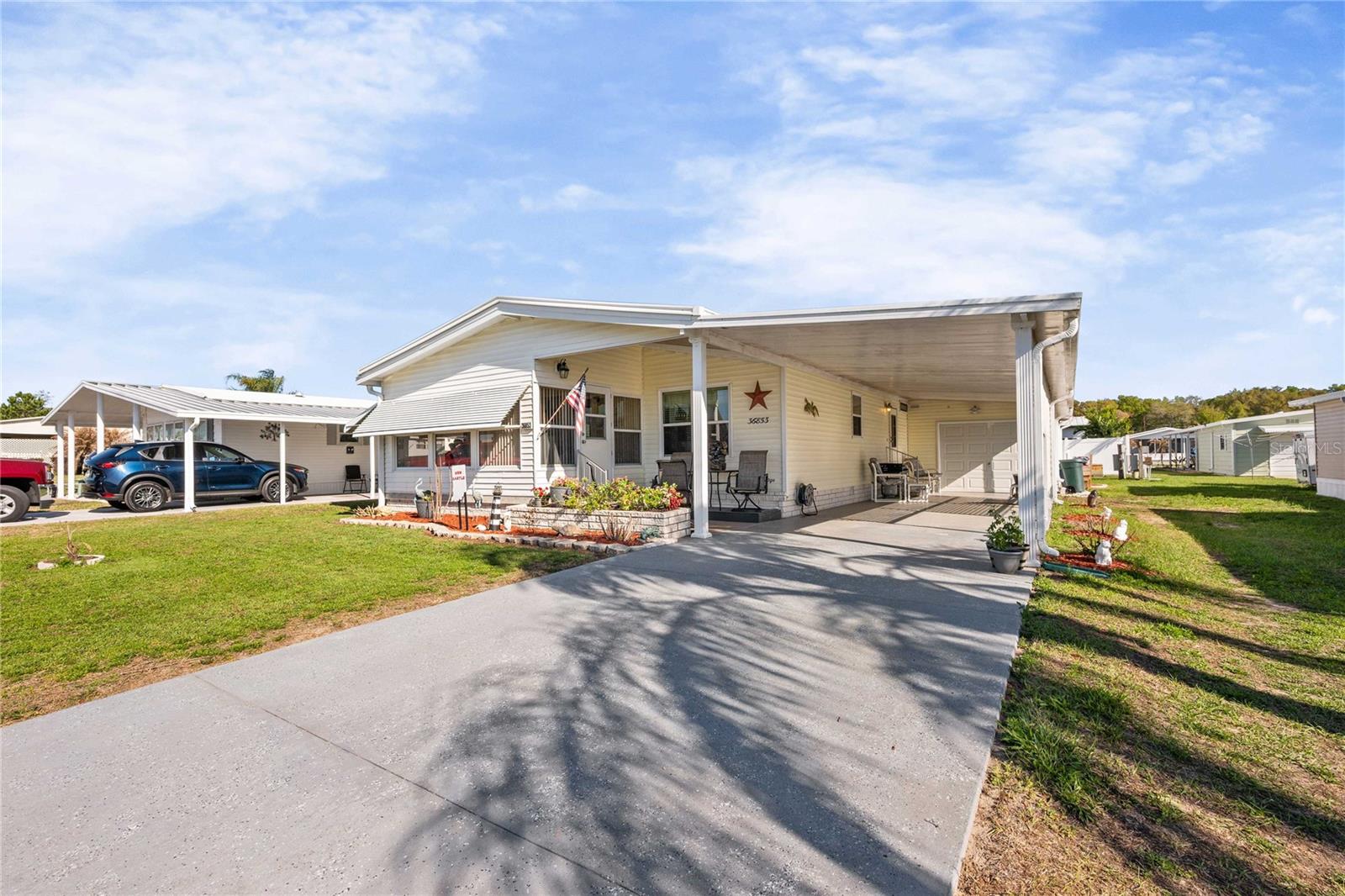 36853 JODI AVE, ZEPHYRHILLS, FL — photo 3