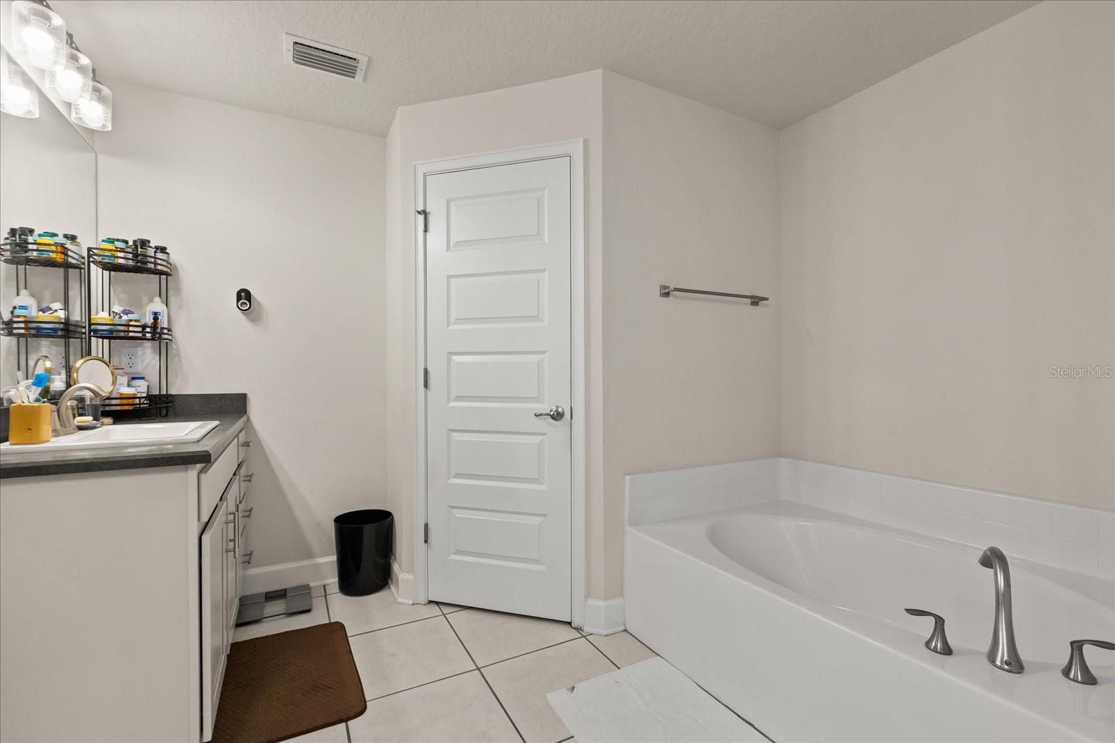 345 ASHTON WOODS LN, LEESBURG, FL — photo 55
