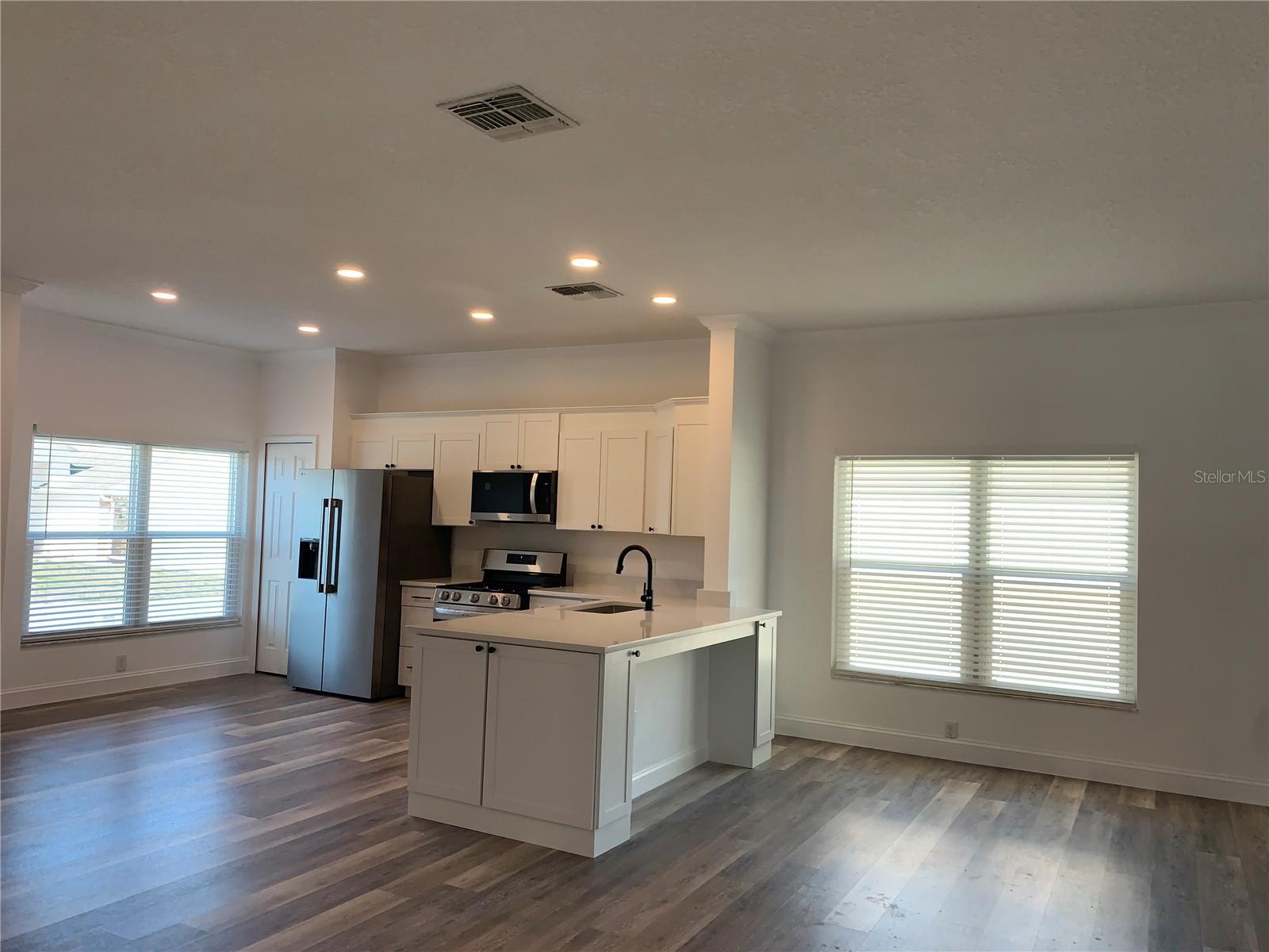 133 JAYBEE AVE, DAVENPORT, FL — photo 4