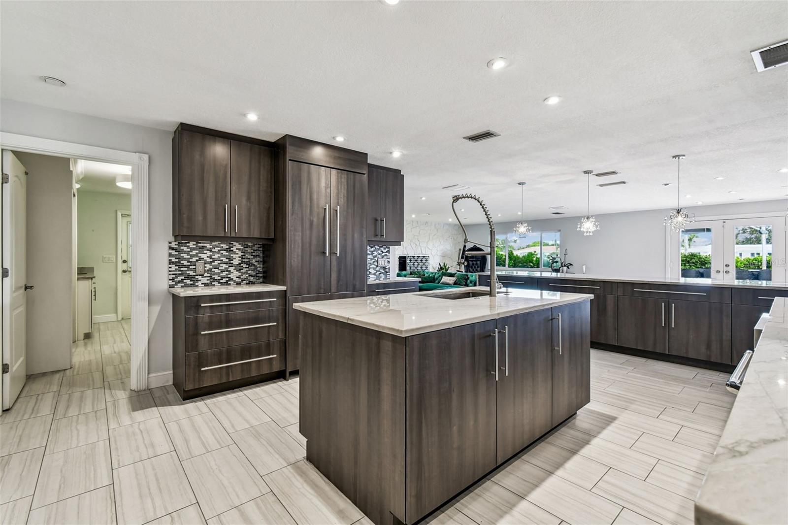 221 HOWARD DR, BELLEAIR BEACH, FL — photo 26