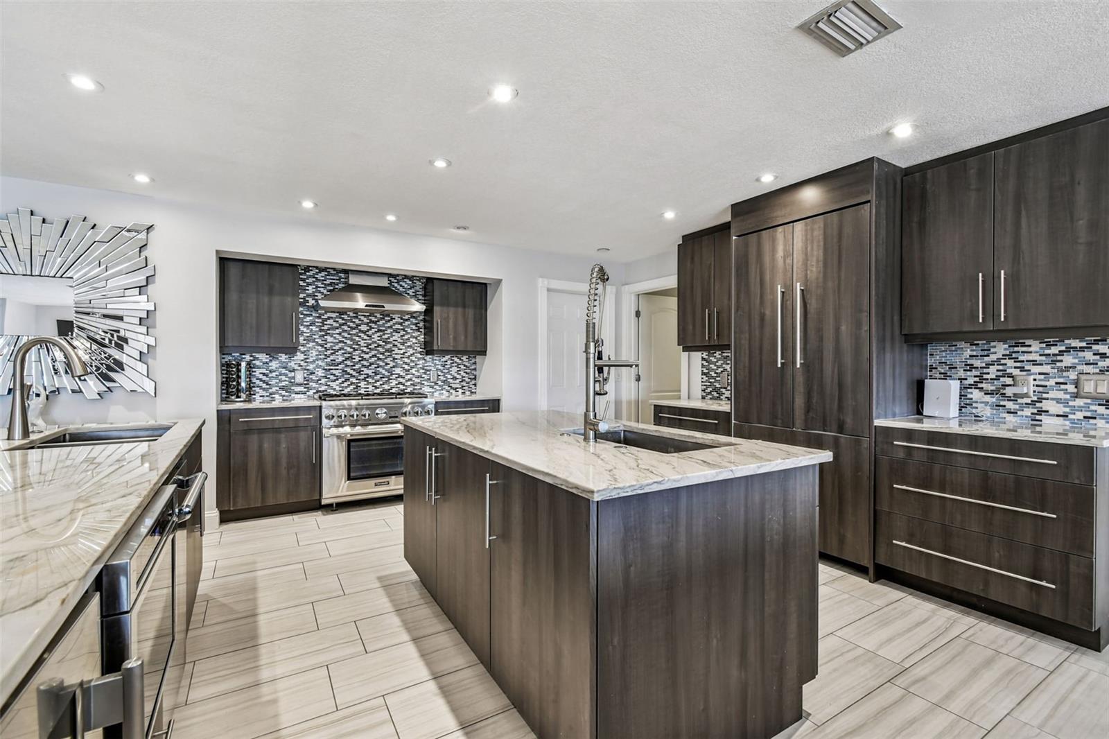 221 HOWARD DR, BELLEAIR BEACH, FL — photo 29