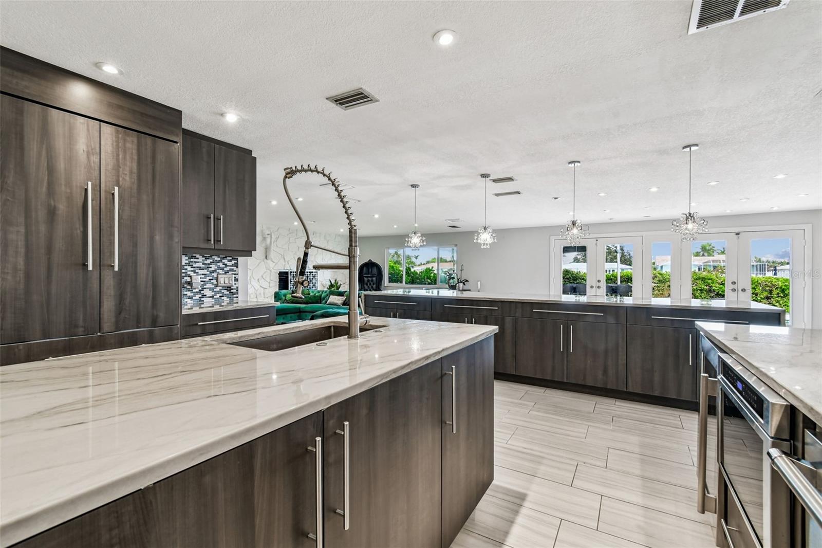 221 HOWARD DR, BELLEAIR BEACH, FL — photo 31