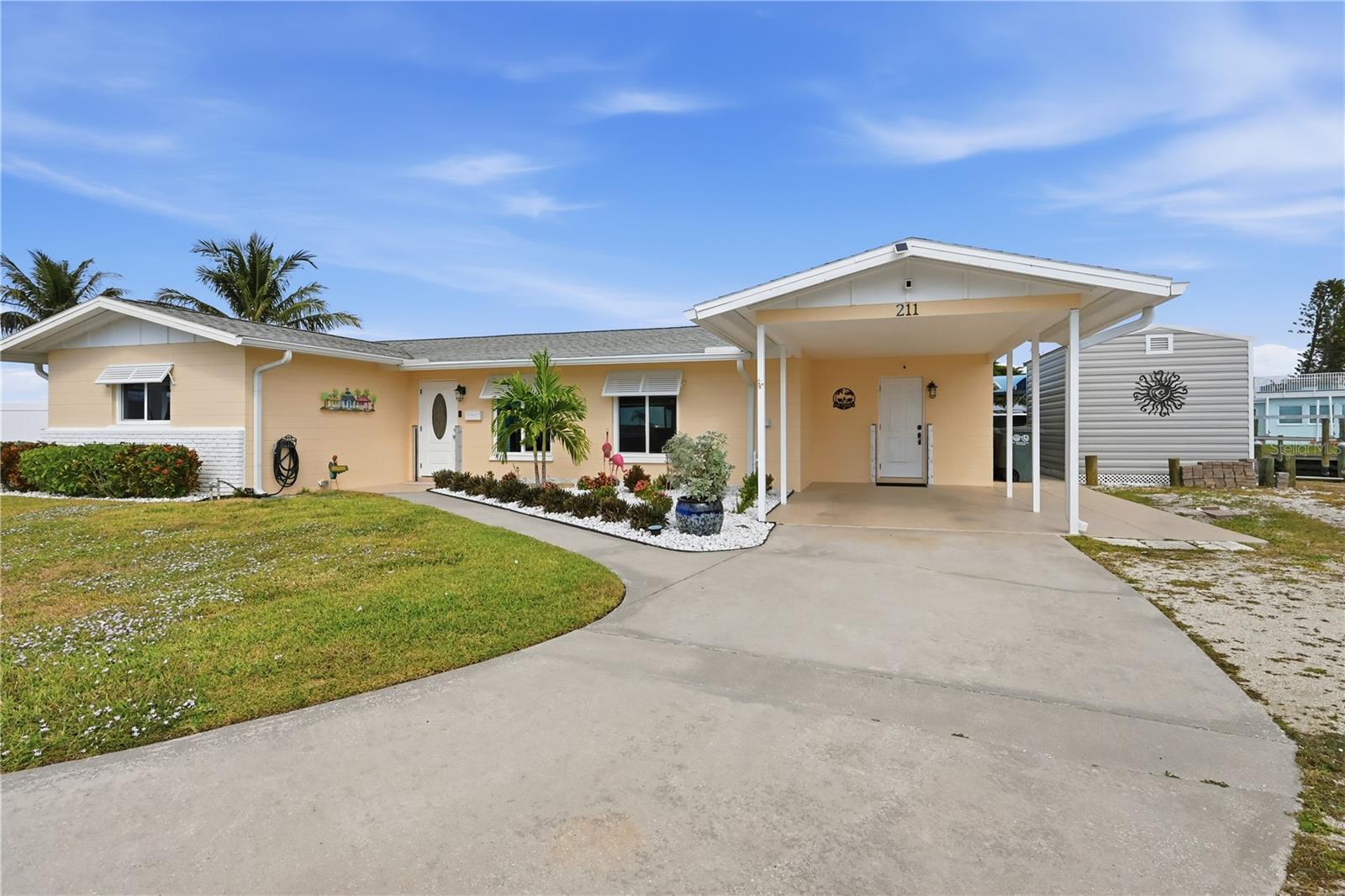 211 21ST ST NE, BRADENTON, FL — photo 2