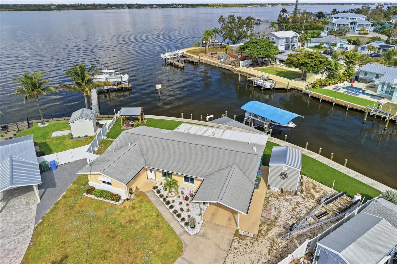 211 21ST ST NE, BRADENTON, FL — photo 4