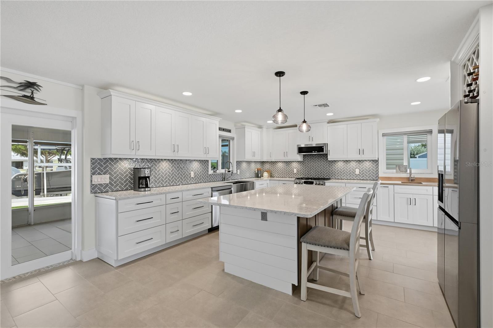 211 21ST ST NE, BRADENTON, FL — photo 8
