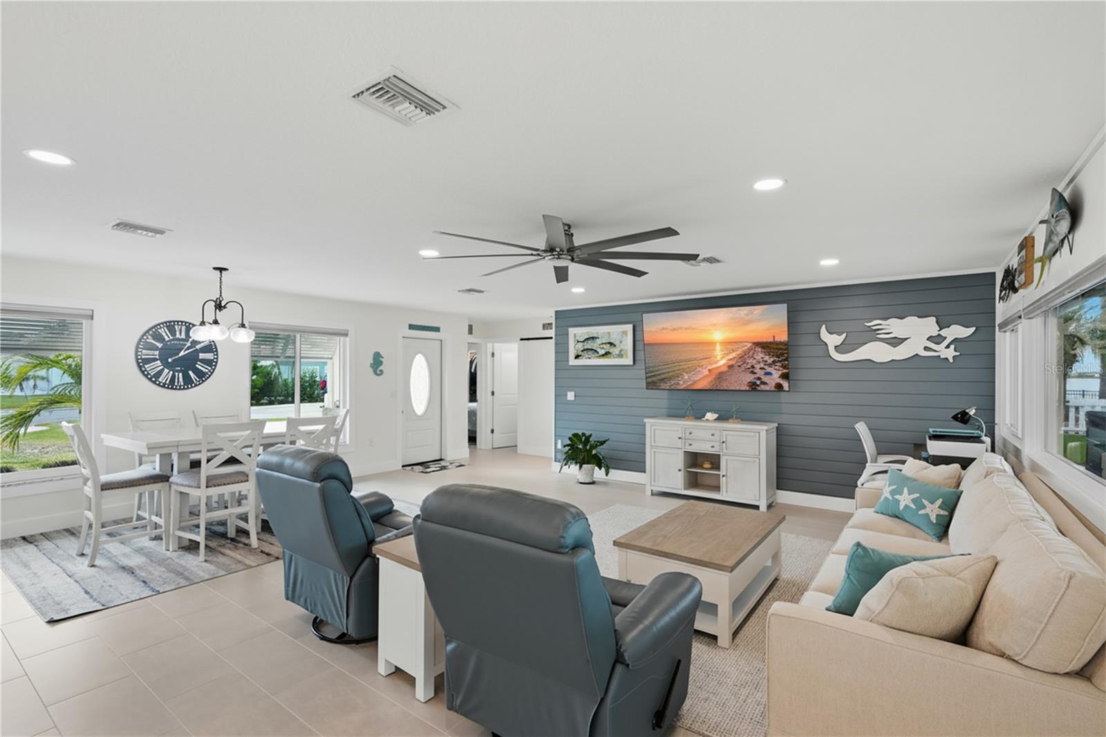 211 21ST ST NE, BRADENTON, FL — photo 17