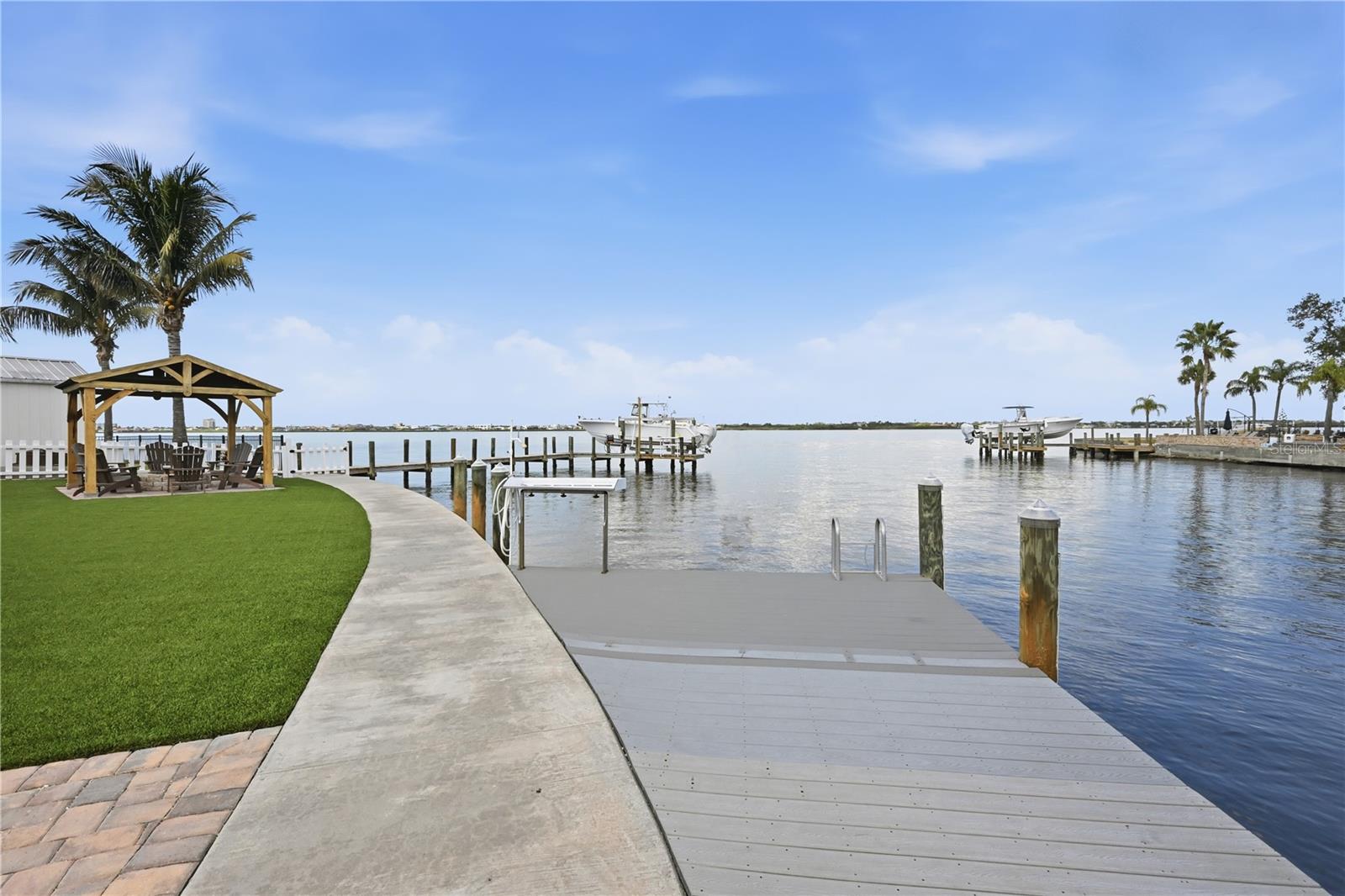 211 21ST ST NE, BRADENTON, FL — photo 44