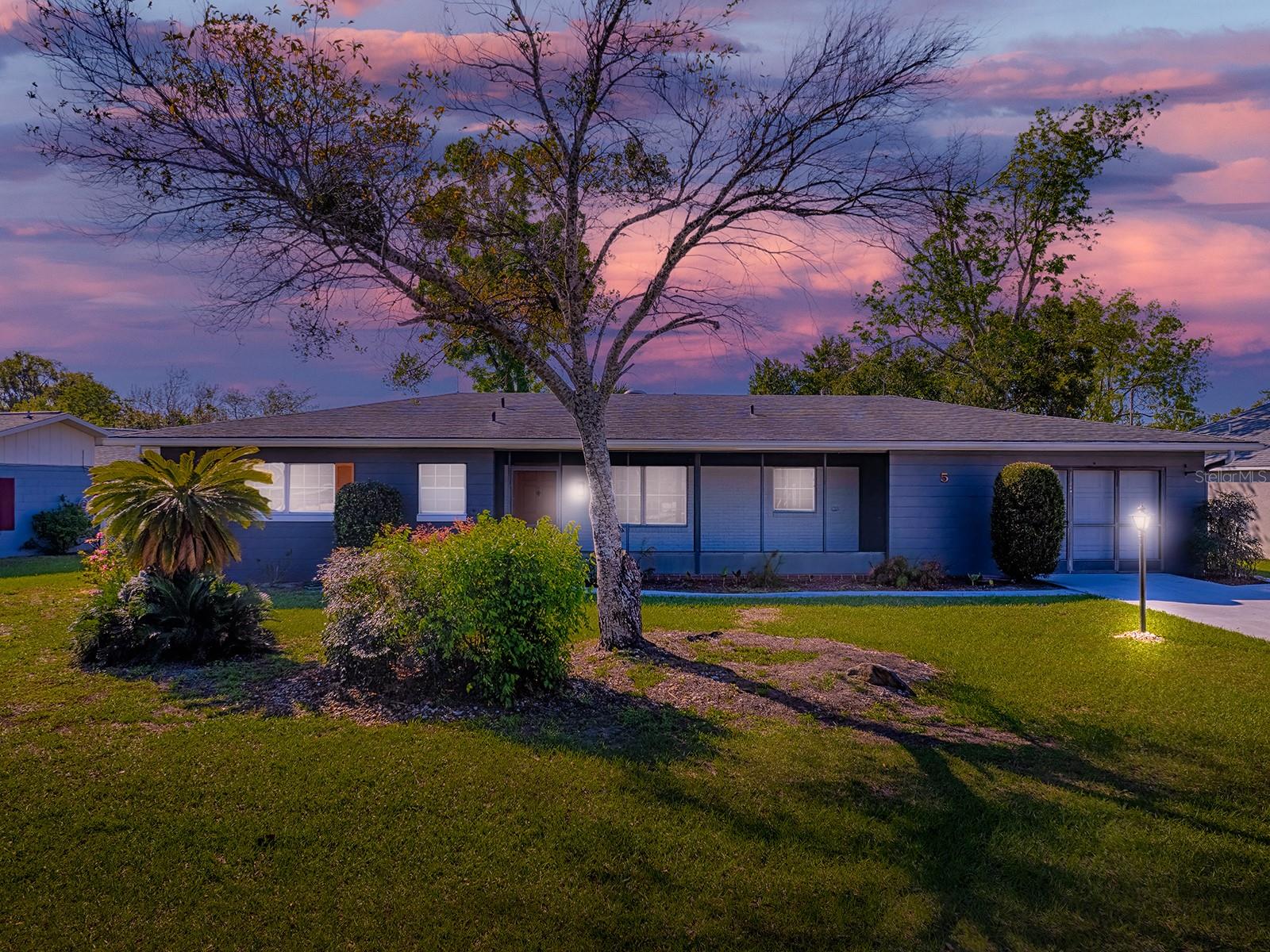 5 OAK ST, YALAHA, FL